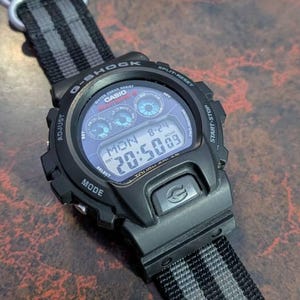 G-ShockデジタルGXW GX-56シリーズ対応のタフな樹脂製ウォッチ