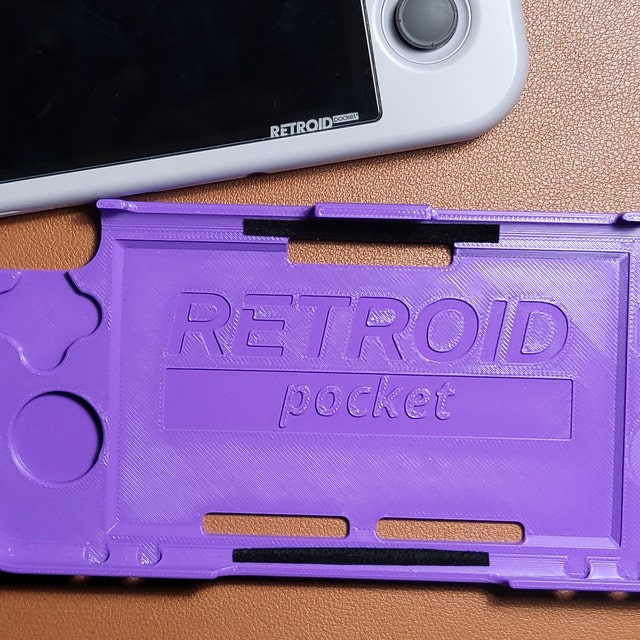 Retroid Pocket 3+ Metal Version Comfort Grip Case - 3D