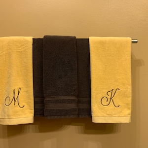 Custom Bathroom Hand Towel With Monogram / Personalized Hand Towel ...