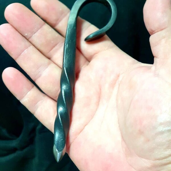 thumbnail image 2 of Hand Crafted Railroad Spike Gun Rack Hangers - 2 Pair (4 Hooks) Wall Mount For Rifles & Shotguns 2 of 6