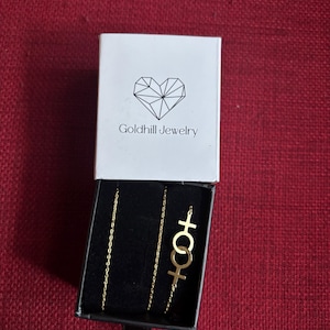 Alisa added a photo of their purchase