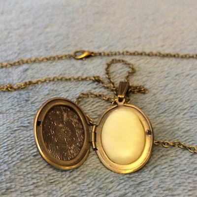 Vintage Style Locket Filled With Solid Perfume - Etsy