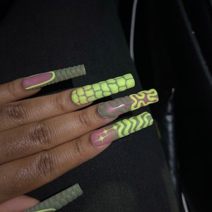 Cash Money Neon Green Press on Reptile Nails Neon Nails Summer - Etsy