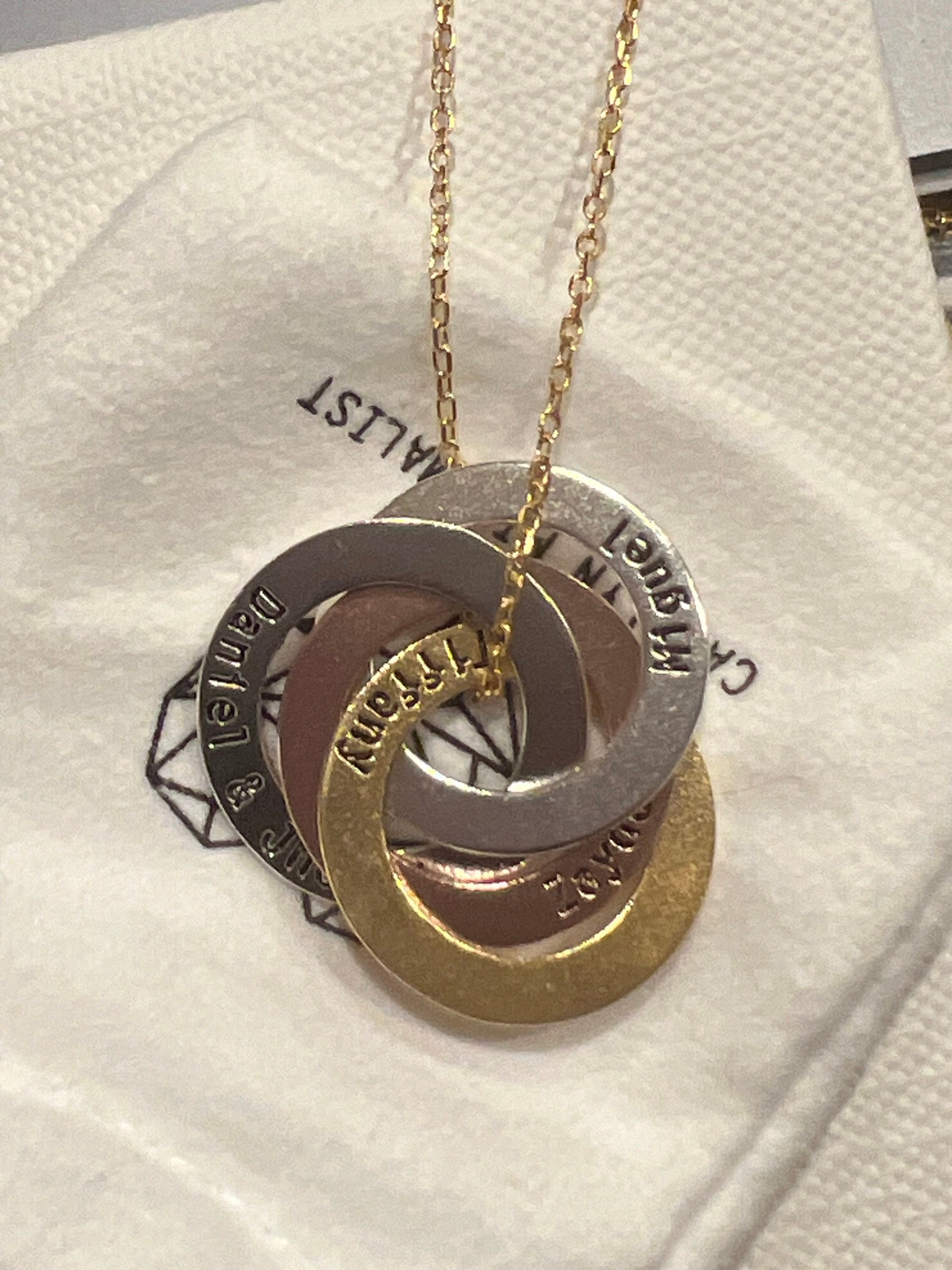 Family Necklace • Personalized Gift • Linked Circle Necklace •  Custom Children Name Rings • Eternity Necklace • Mother Gift • NM30F30