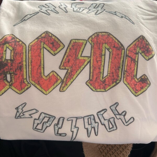 AC/DC/T- Shirt/ Vintage Feel Tee - Etsy