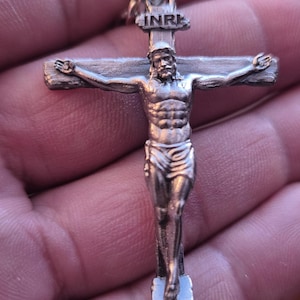 Annotare Arabo Venditore Collana D Oro Con Crocifisso Prezzo Entro Cura Studio - Foto 6