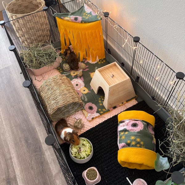 Picture of Guinea Pig Custom Fleece Cage Liner Set - Etsy