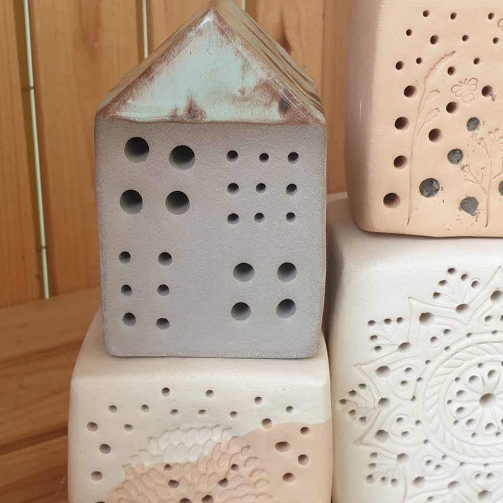 Bienensteinhäuschen Insektenhotel