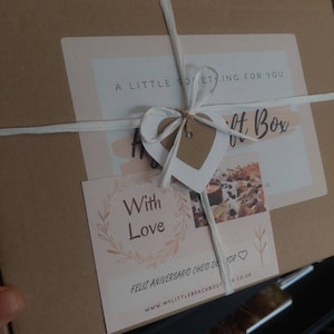 Elisabete added a photo of their purchase