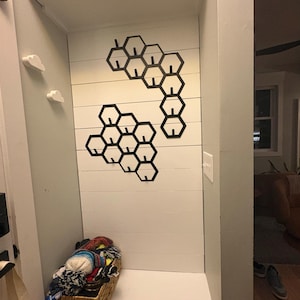 KAZAI.® Kapstok Muur 'Kian' Moderne Coat Rack met Verborgen Haken en Plank Wandkapstok Design van Metaal Hanger Wall Kledingstang Wit kopen? Vergelijk bij