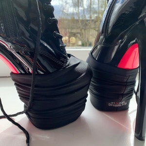 Alice added a photo of their purchase