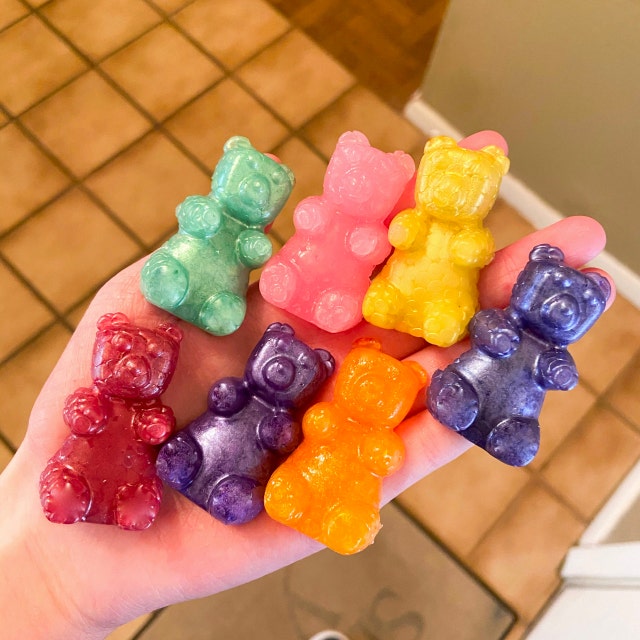 8 Cavity SHINY Large Gummy Bear Silicone Mold 