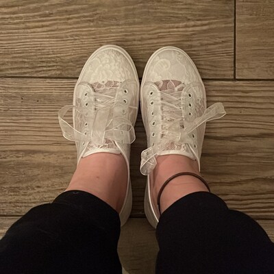 lace bridal shoes