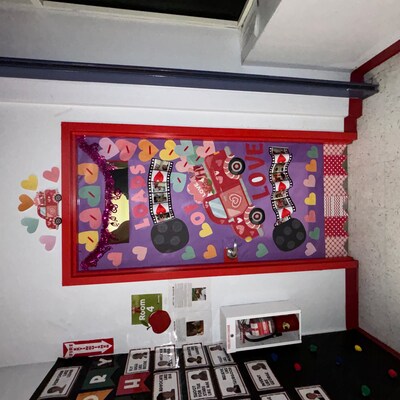 Welcome to the Pack Bulletin Board Kit, Back to School Display, Custom