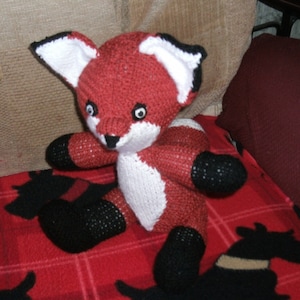 KNIT Pattern-little Knit Fox or Wolf Circular Knitting Pattern Knit in ...