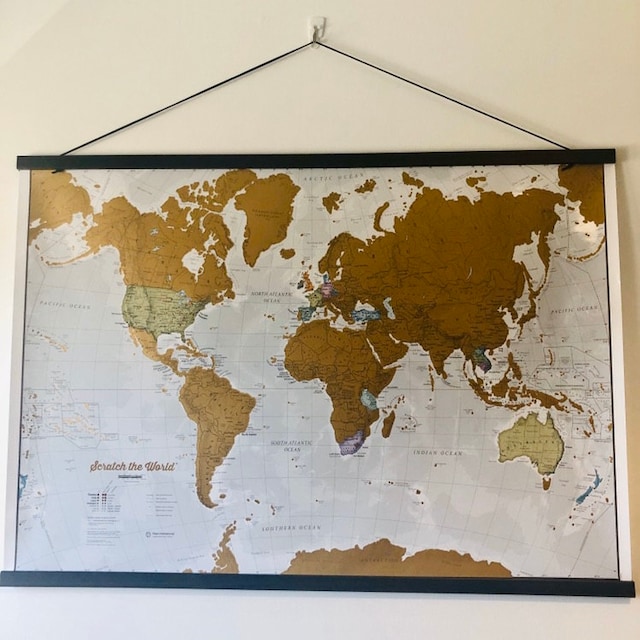 ATLAS & GREEN Mappa del mondo da grattare | Cartina Geografica Mondo |  Mappamondo da Parete | Mappa dell'Europa + Tubo Regalo Inclusi