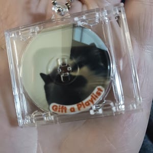 Savannah added a photo of their purchase