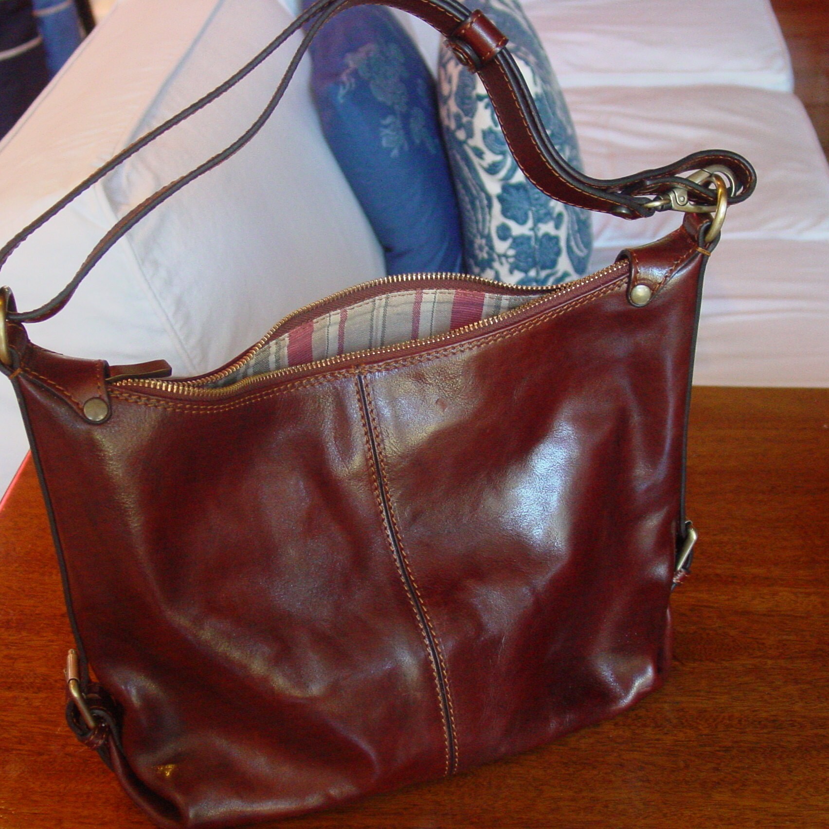 floto leather bag