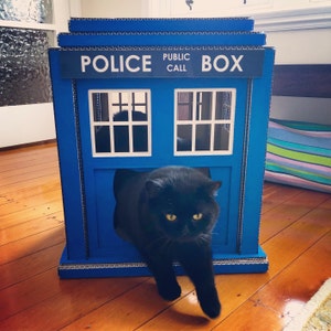 tardis cat bed