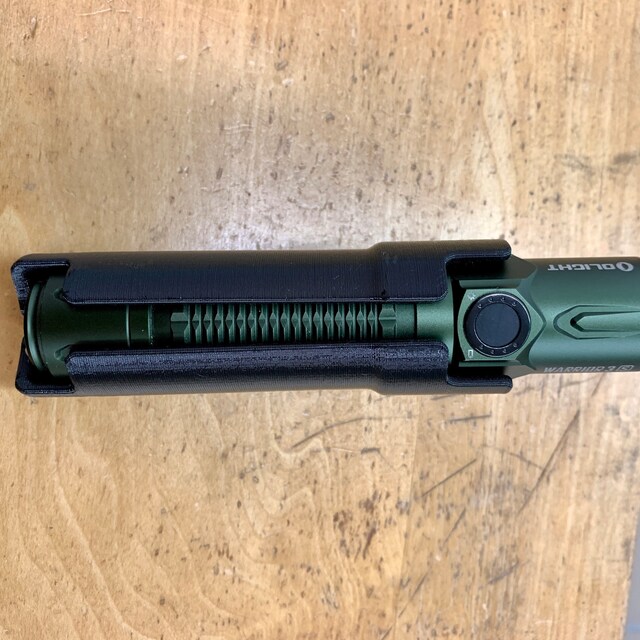 Olight Warrior Mini 3＋純正バッテリー×2＋クリップマウント Olight Warrior Mini 3＋純正バッテリー×2＋クリップマウント