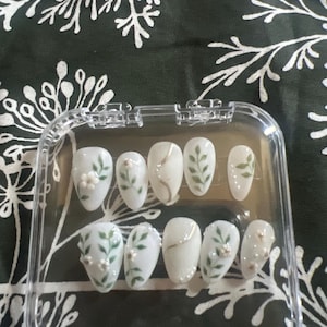 Lizbeth added a photo of their purchase