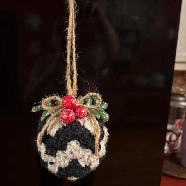 A customer's finished Granny All the Way Ornament Collection Crochet Pattern