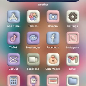 Sharllotte added a photo of their purchase