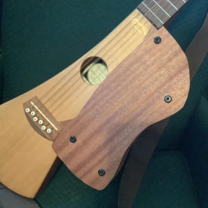 Martin Backpacker Guitar Knee Rest - the Lappacker - Etsy