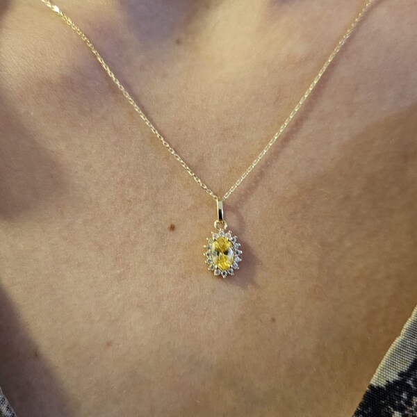 14k Yellow Gold 17 inch Necklace with Round Citrine main image 0