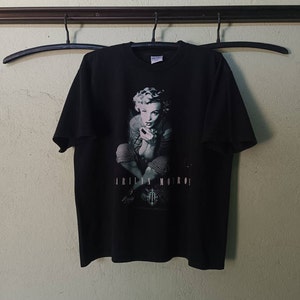 Watcharapol added a photo of their purchase
