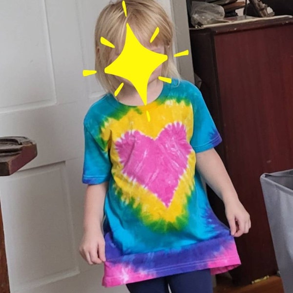 Tie Dye Heart - Kids Vest main image 1