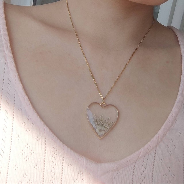 [TATIANA] 韓国アクセサリー☆Nacre Flower Heart Necklace 韓国発【TATIANA】Nacre Flower Heart Necklace☆追跡付