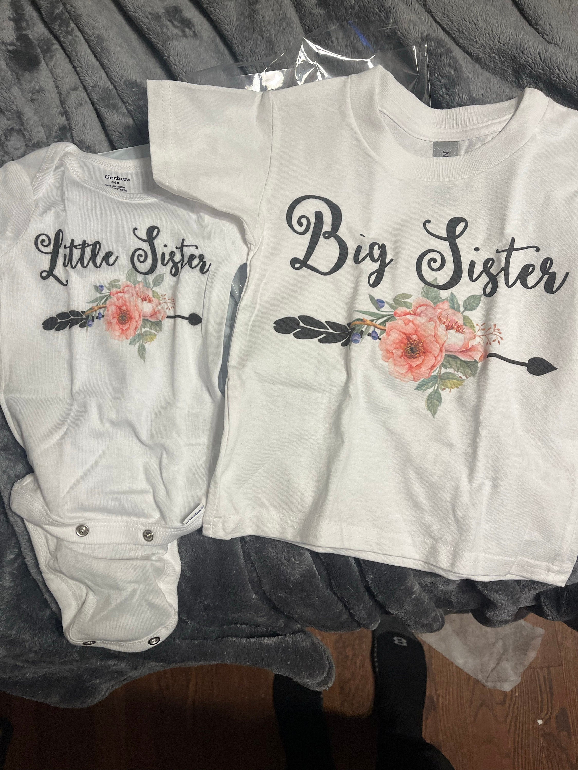 Big sister little sister set named matching sibling set big sister shirt little sister shirt personalization sibling shirts photo props top