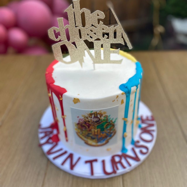 Harry Potter 'The Chosen One' Card cake topper - Itty Bitty Cake Toppers