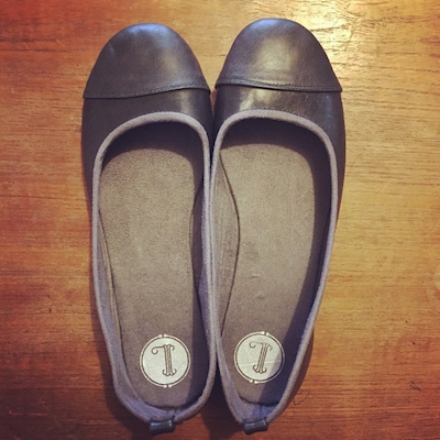 LUNAR. Grey Flats / Women Shoes / Leather Flat Shoes / Women Flats ...