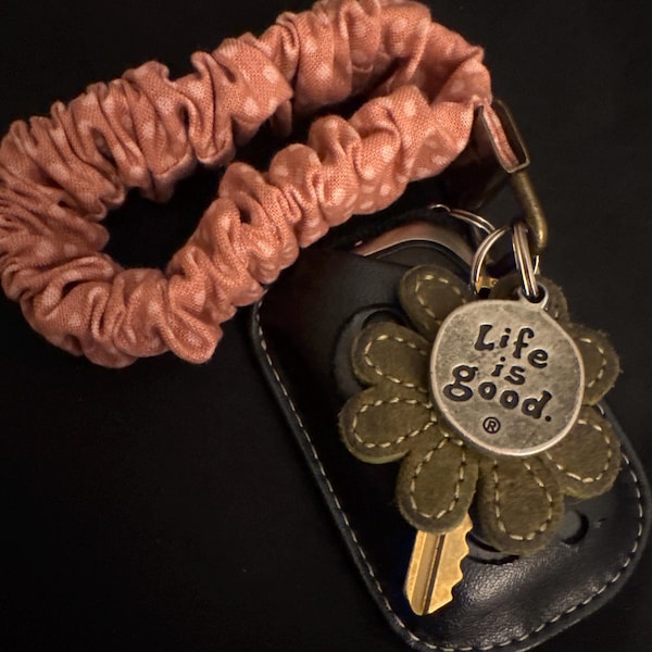 Scrunchie Keychain Wristlet, Key Fob Keychain, Scrunchie Keychain ...