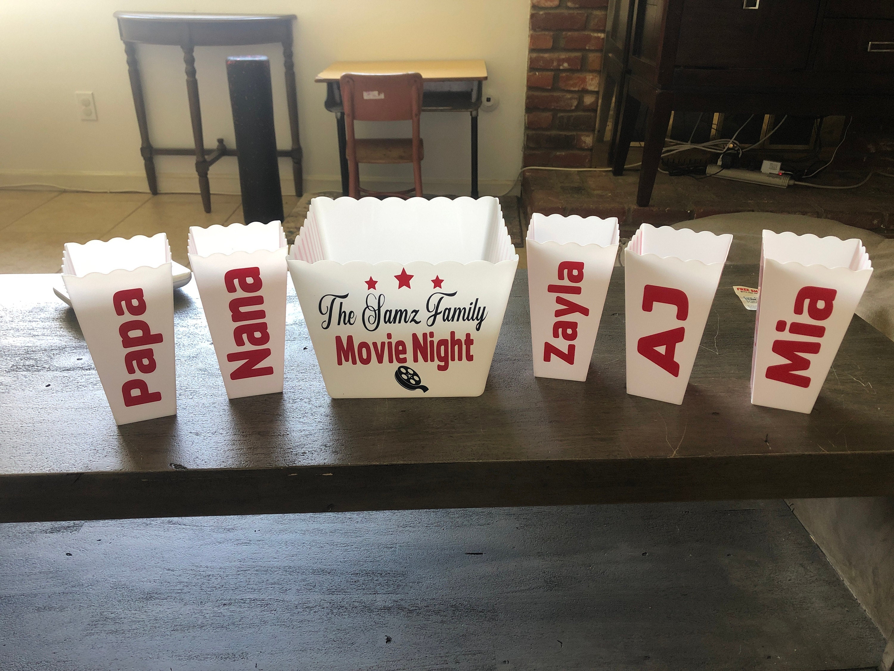 Personalized Popcorn Set /Personalized Popcorn Tub/ Party Favors, Family Gifts, Party Favors Popcorn. Gift Basket
