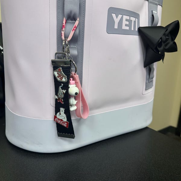 Wide Pin Holder Keychain / Black Keychain Pin Keeper / 1.5 Width / Wide ...