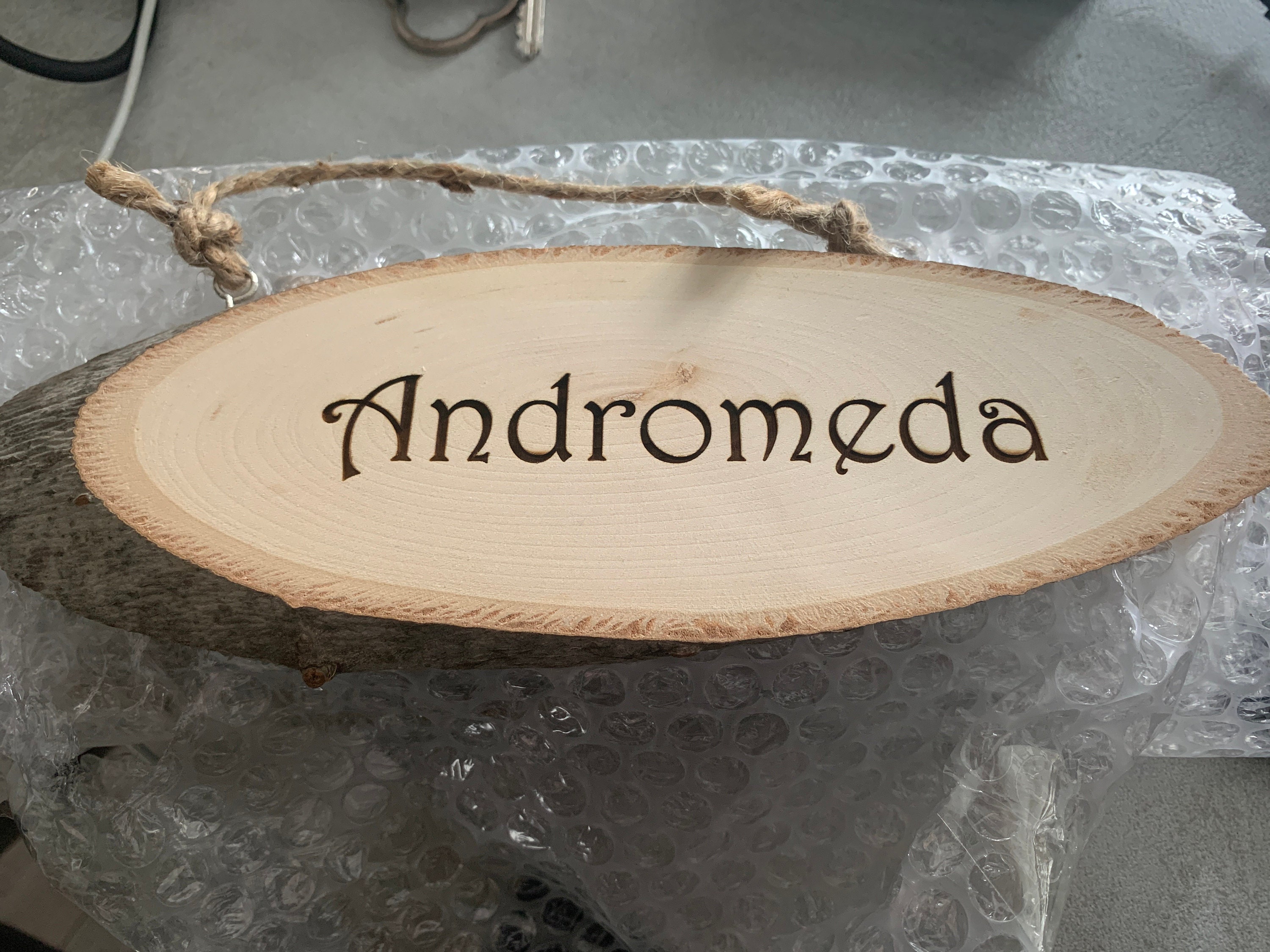 Personalised Log Slice Hanging Door PlaquesSign - Choose Your Own Message