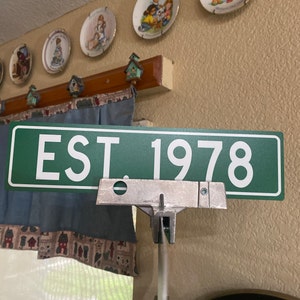 Custom Street Signs Personalized Custom Street Sign - 6" X 24", One Sided, Make Your Own Text, US Made Street Signs Metal - Foto 5