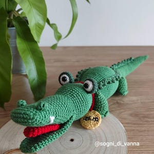 ワニのおもちゃを作るための編みぐるみ編み図、ワニ、編みぐるみ動物