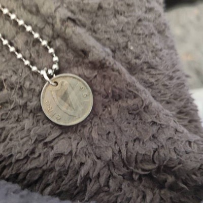 Authentic Irish Ireland Celtic Harp/Rabbit Coin Pendant Charm Necklace – Pre-owned