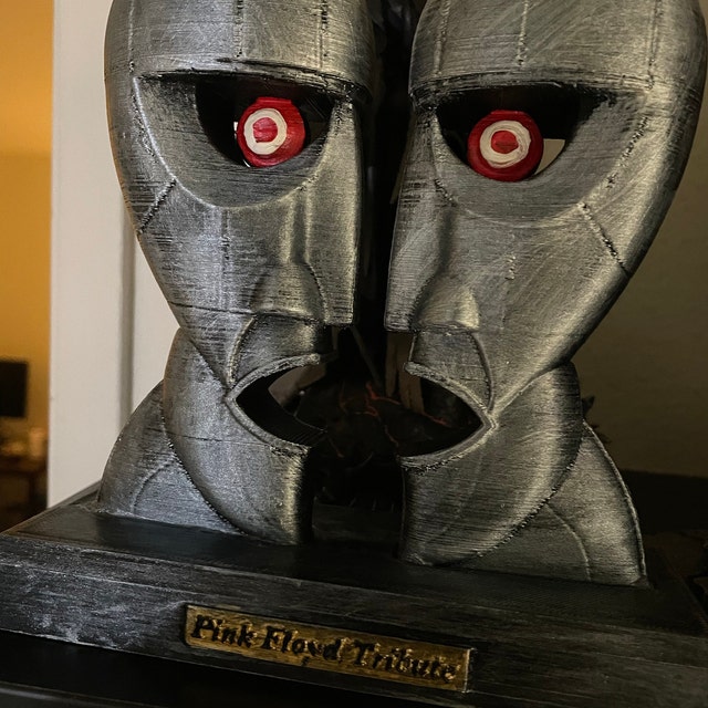 3D Printed Division Bell Sculpture: Pink Floyd Tribute Desk 3D Printed Division Bell Sculpture: Pink Floyd Tribute Desk