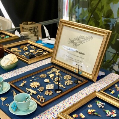 100 Pre Strung White Tags 25x39mm - Fred Aldous - View #3