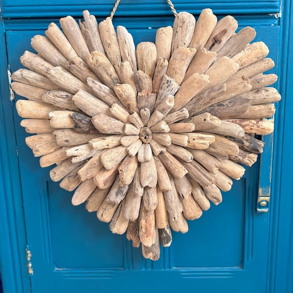 DRIFTWOOD HEART Wall HANGING | Unique Rustic Beach Decor | 40 Cm ...
