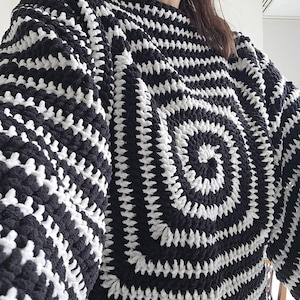 Hypnotic Spiral Sweater: Crochet Pattern - Etsy