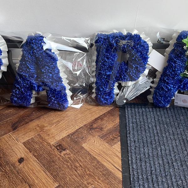 NANA Funeral Flowers Artificial Tribute Wreath Silk Grave Memorial Letters or Any 4 Letter Name - UK NANA Funeral Flowers Artificial Tribute Wreath Silk Grave Memorial Letters or Any 4 Letter Name - UK