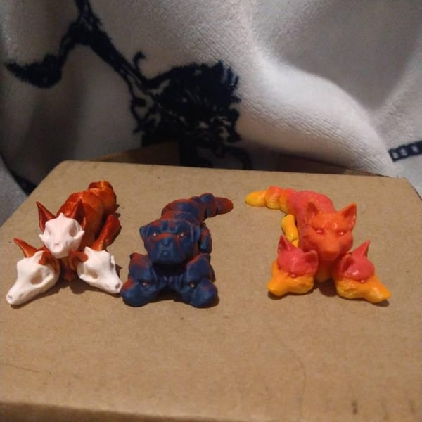 Mini Cerberus Articulated Flexi - Four Styles Wolf, Skull, Mastiff ...