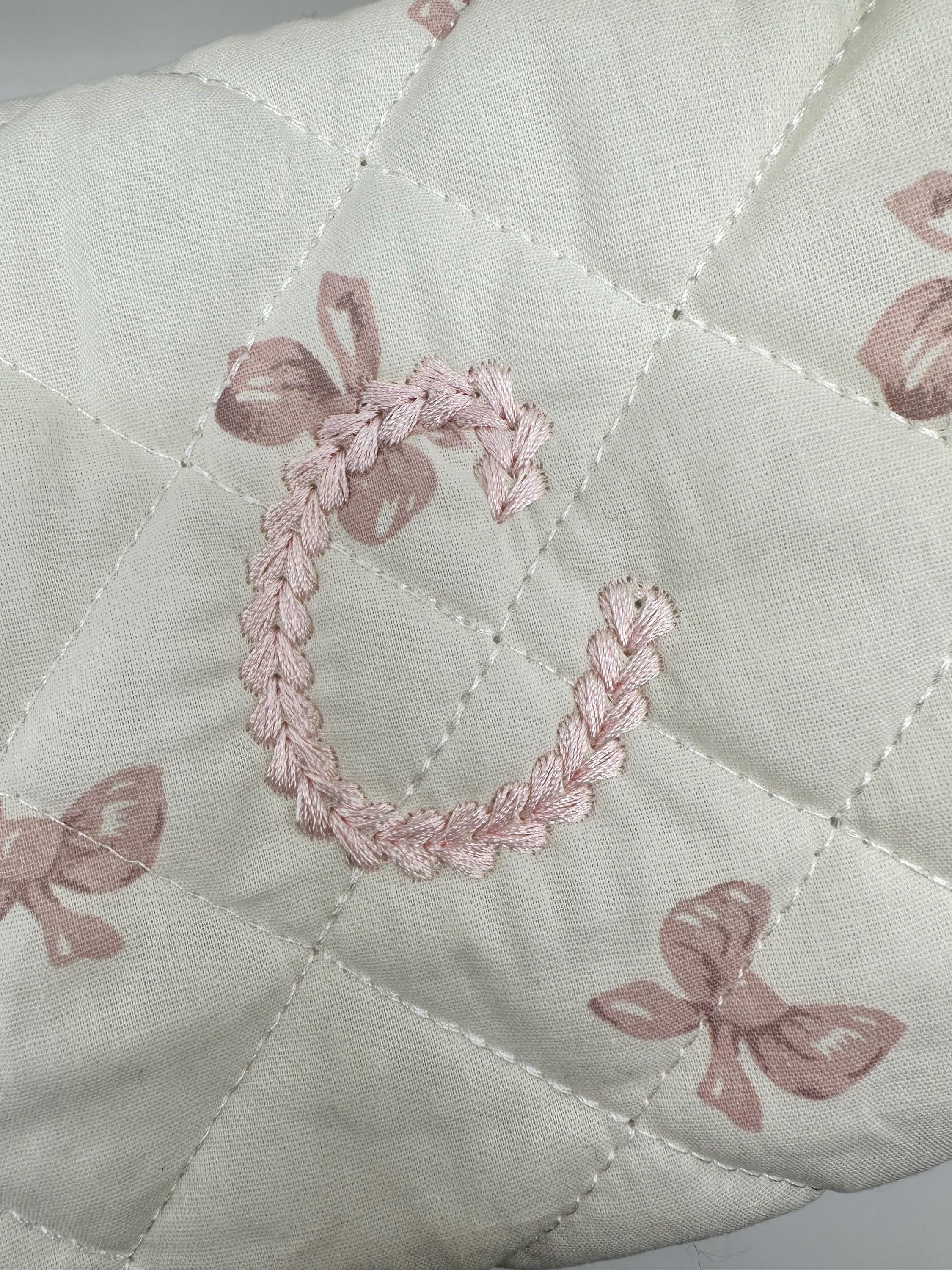 Customer project using Extra Bold Chain Stitch Handwritten Font Cookie embroidery design