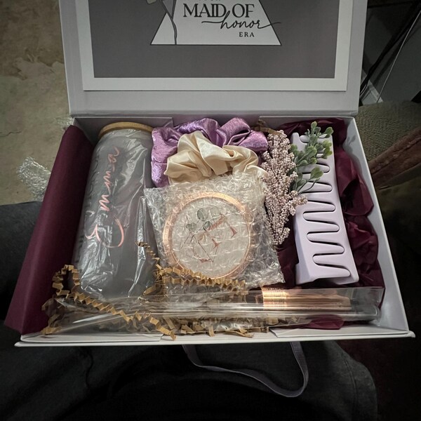 Happy Birthday Gift Box for Her, Personalized Birthday Box With Spa ...